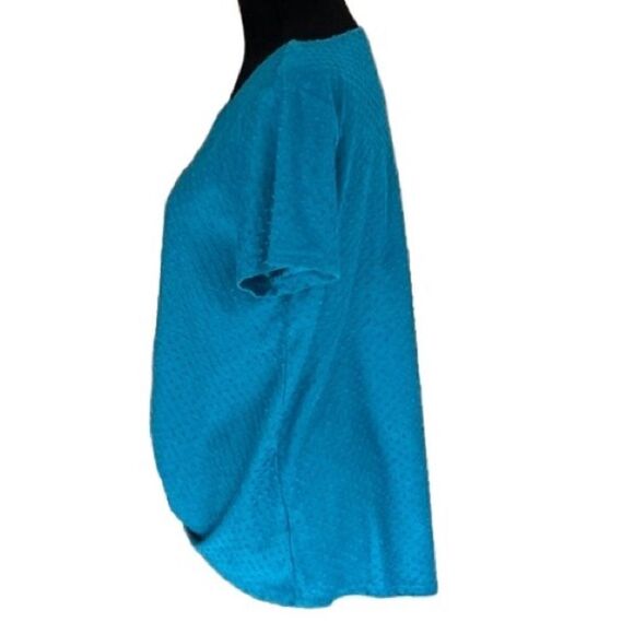 Rose
+ Olive Twist front Swiss dot top, size M - Picture 3 of 5